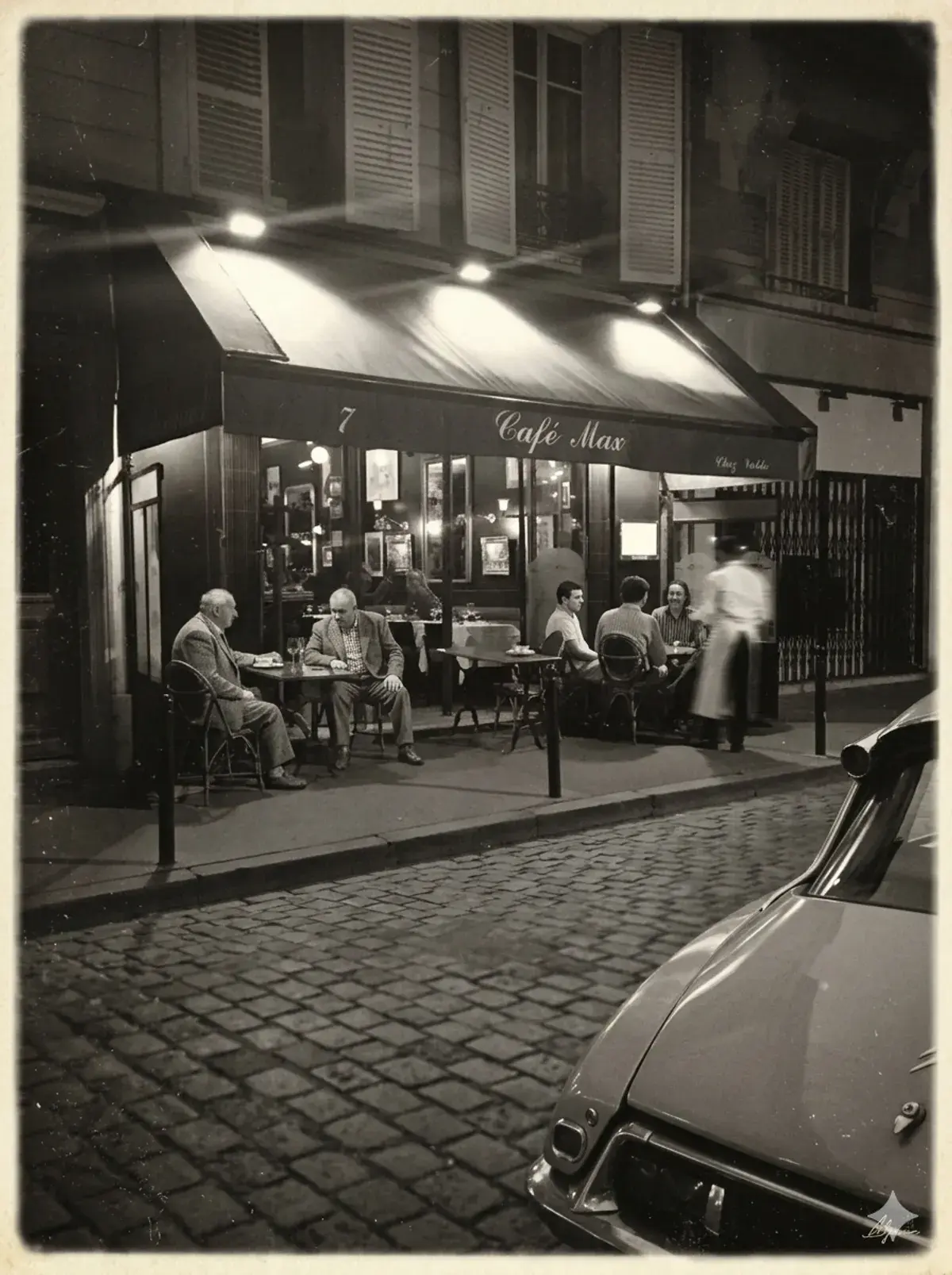 Photo historique en noir et blanc du Café Max, depuis 1941